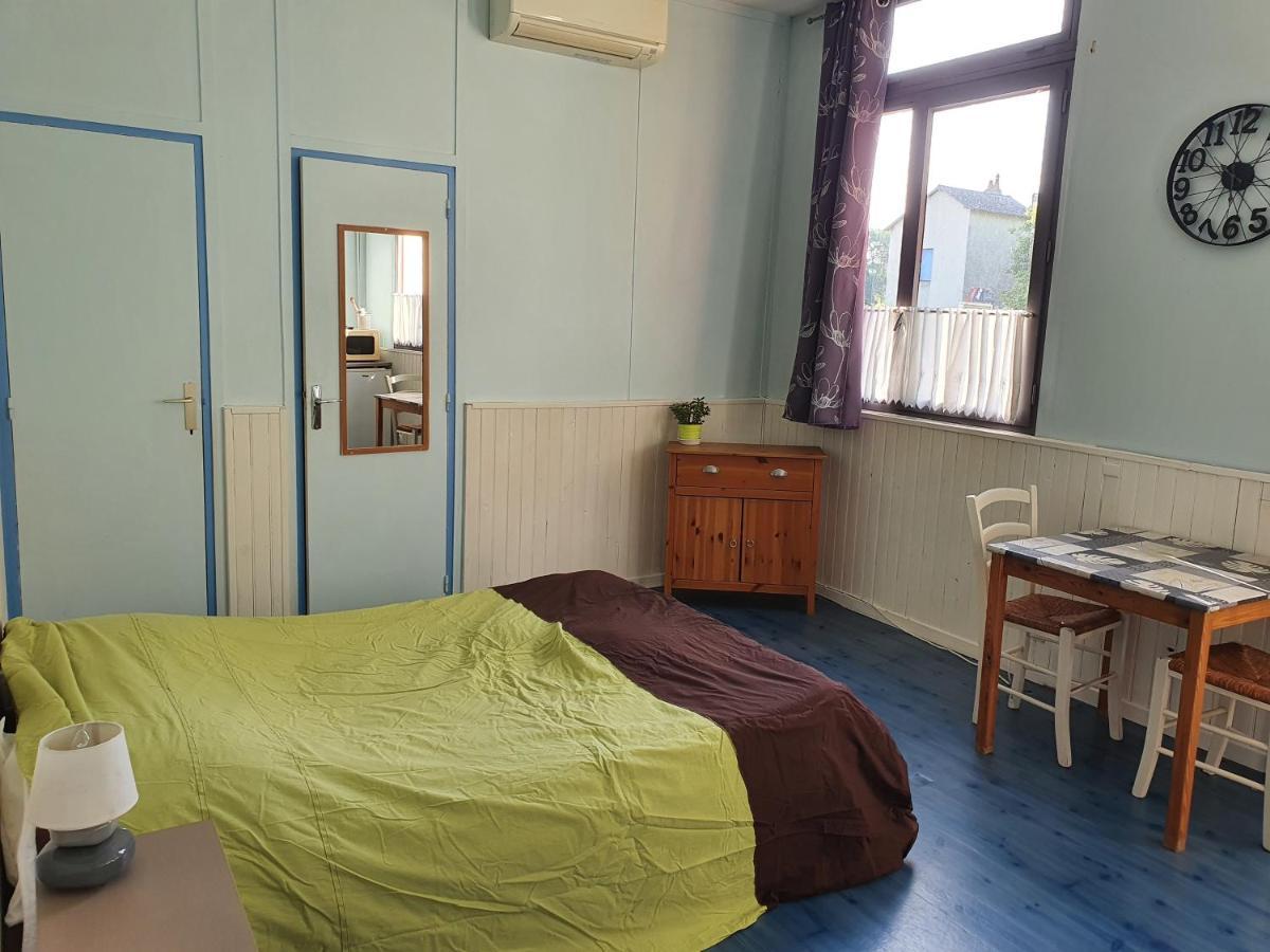 Camping des 2 Rives- Chambres Etang-sur-Arroux Exterior foto