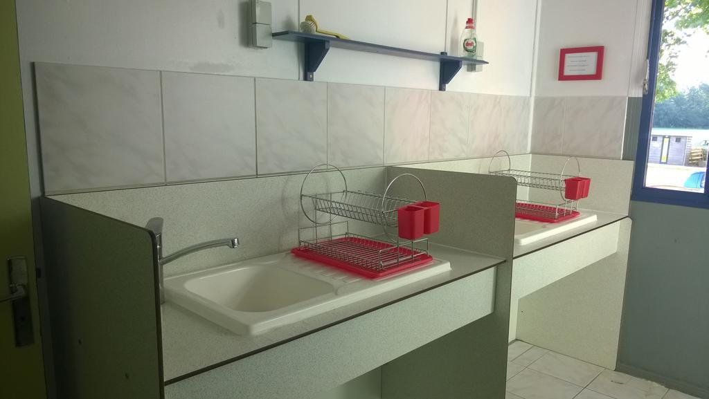 Camping des 2 Rives- Chambres Etang-sur-Arroux Exterior foto